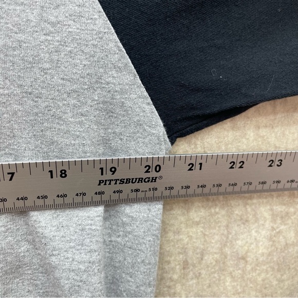 Women's Karate Kid Cobra Kai Tshirt with Contrasing Sleeves L - Picture 6 of 7